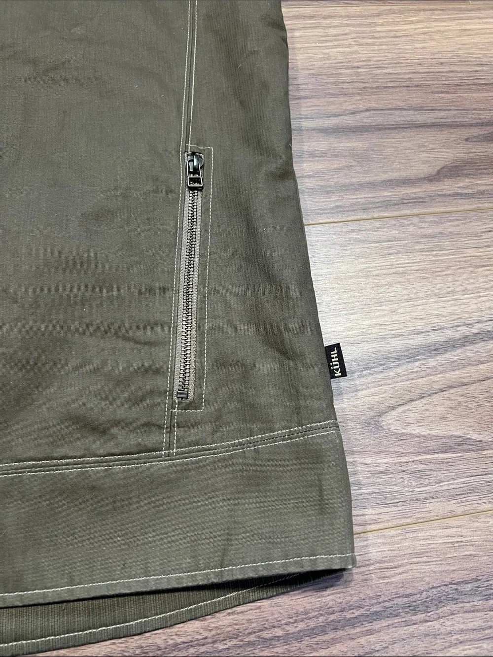 Kuhl Burr Vest in Dark Brown Size Medium